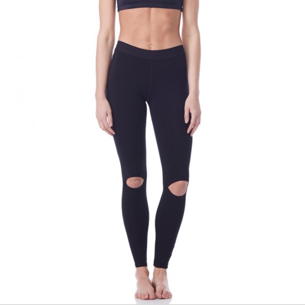 Joah Brown Cut Loose Legging M/L